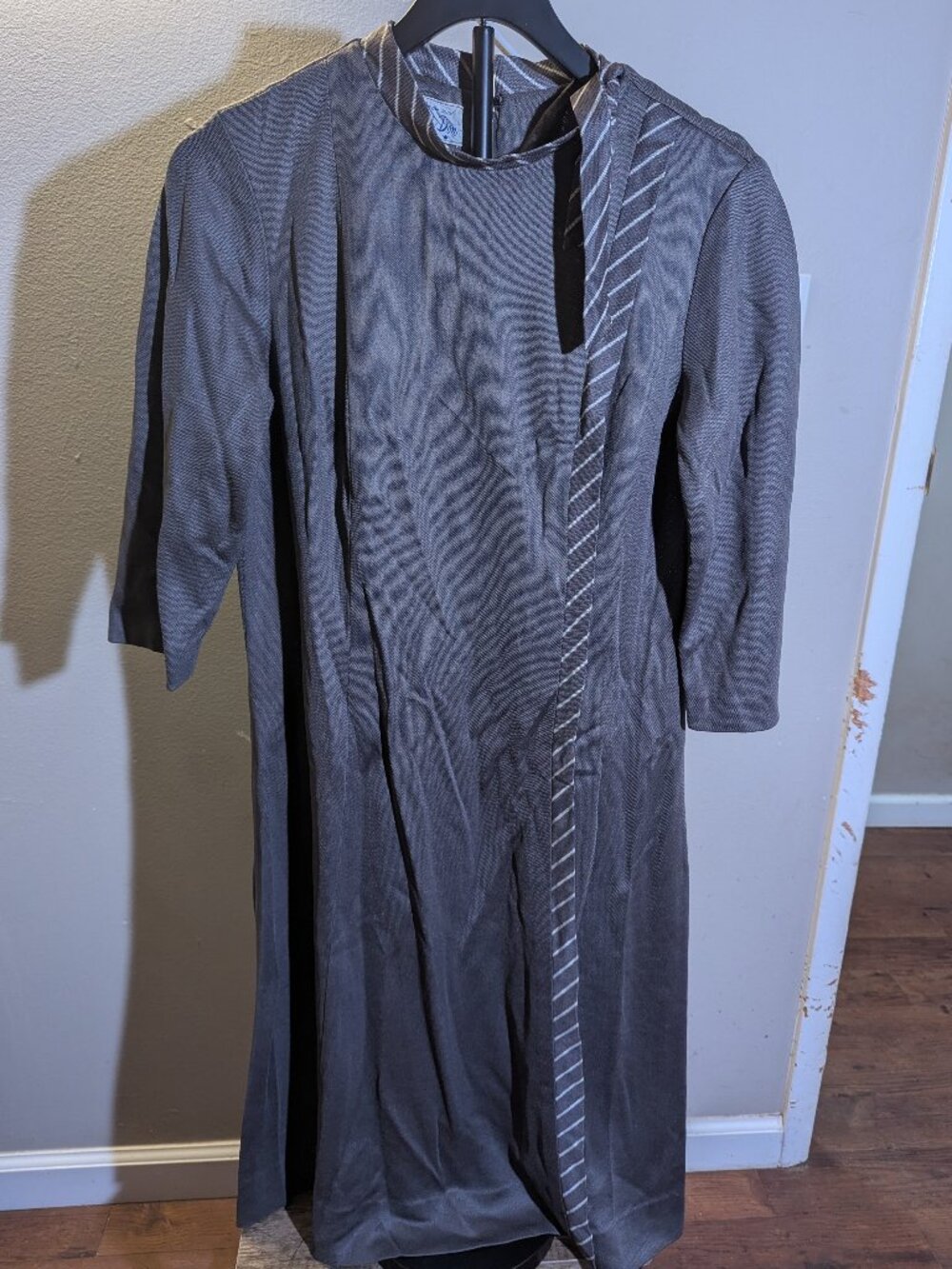 Vintage Nelly Don Gray 3/4 Sleeve Mod Dress w/ Striped Ribbon, Tie Detail